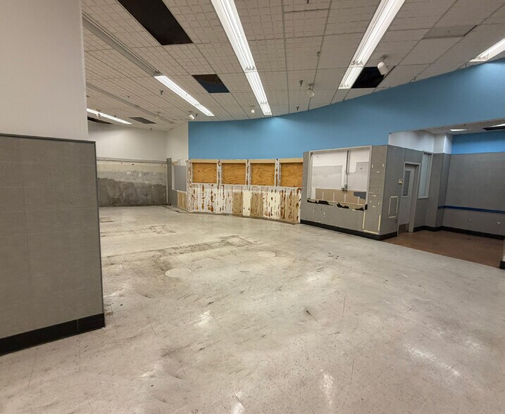 More Photos Of 1300 Bush St, San Francisco Freestanding For Lease
