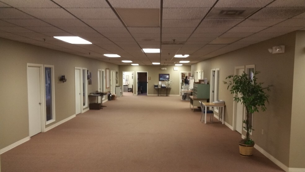 More Photos Of 81 Fitzgerald Dr, Jaffrey Light Manufacturing For Lease
