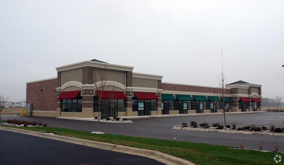 More Photos Of 27025 W Eames St, Channahon General Retail For Lease