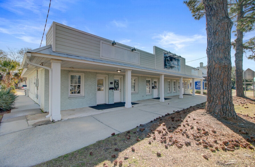 Primary Photo Of 437 N Main St, Summerville Office For Lease