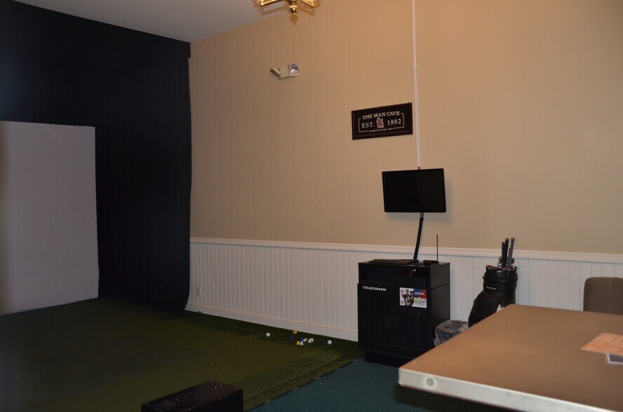 More Photos Of 11 Benton Ave E, Albia Restaurant For Sale