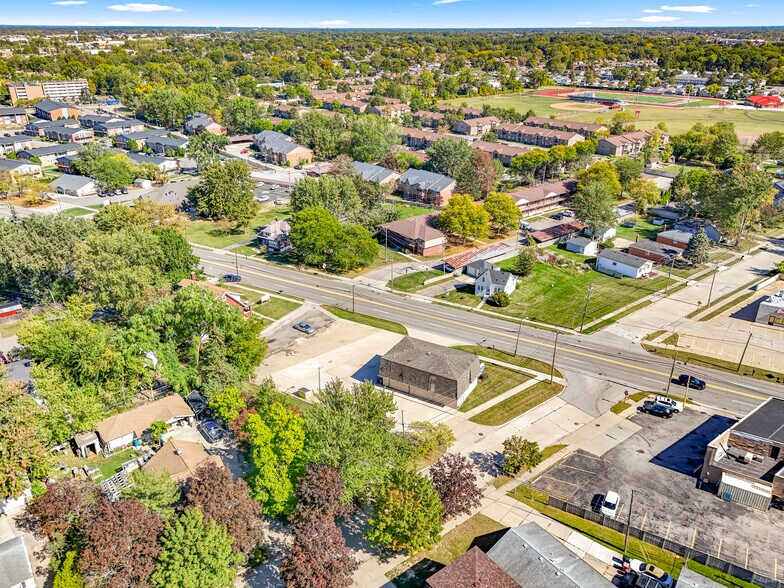 More Photos Of 30401 Utica Rd, Roseville Office For Sale