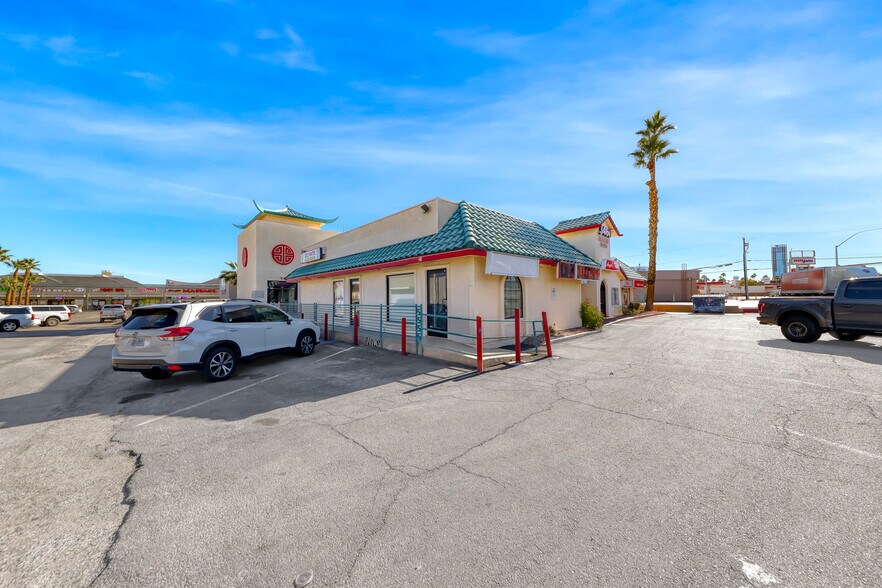 More Photos Of 3460 Arville St, Las Vegas Freestanding For Lease