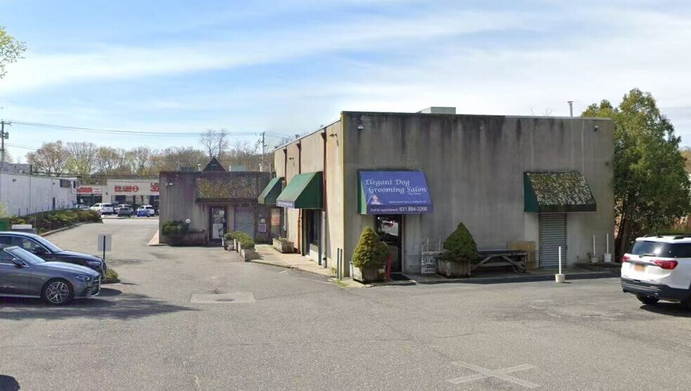 More Photos Of 3021-3023 Jericho Tpke, East Northport Storefront For Sale