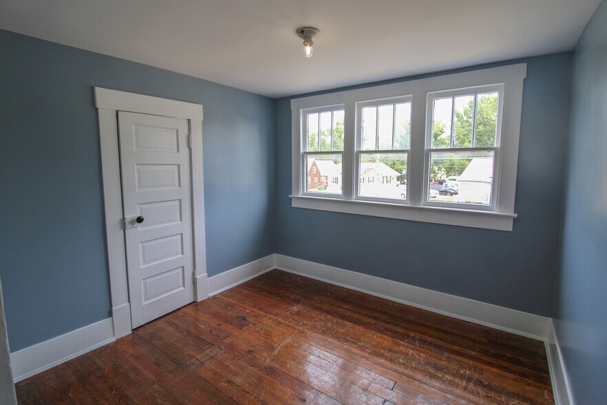 More Photos Of 1517 Allentown Rd, Lima Office For Sale