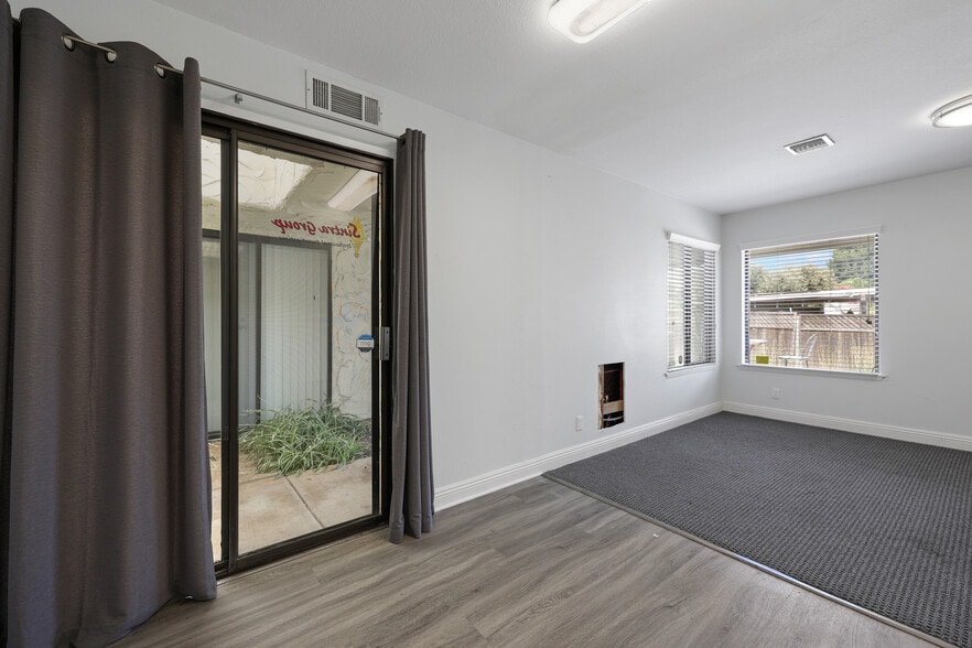 More Photos Of 970 Petit Ave, Ventura Medical For Sale