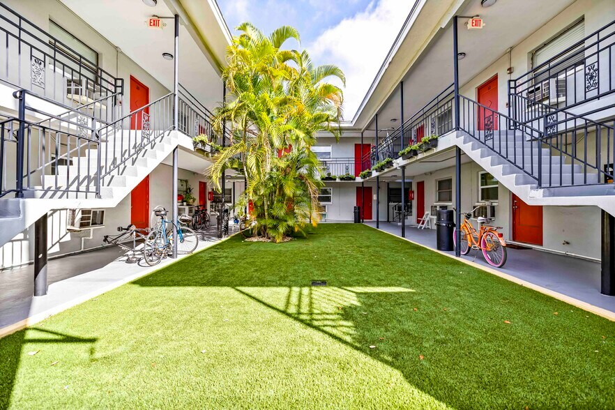 Primary Photo Of 865 5th Ave N, Saint Petersburg Apartments For Sale