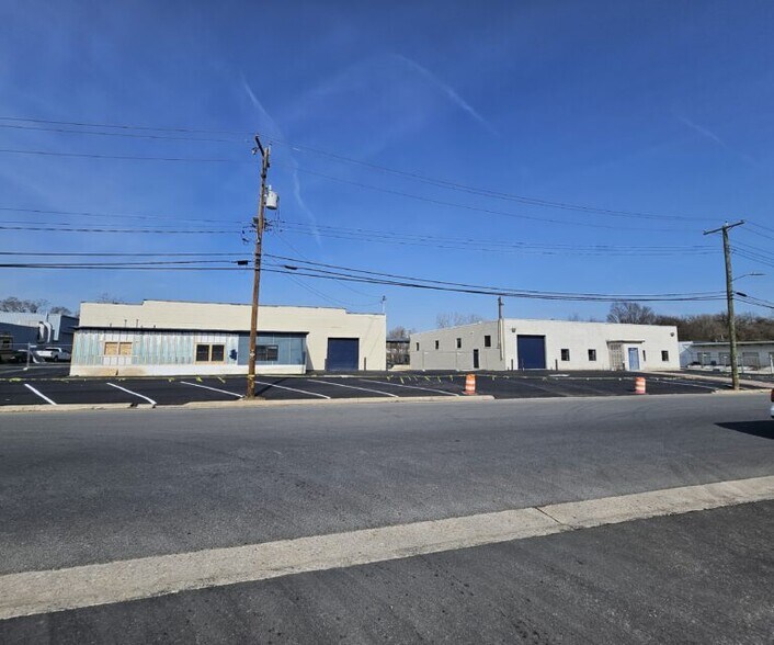 Primary Photo Of 6624 Quad Ave, Rosedale Industrial For Sale