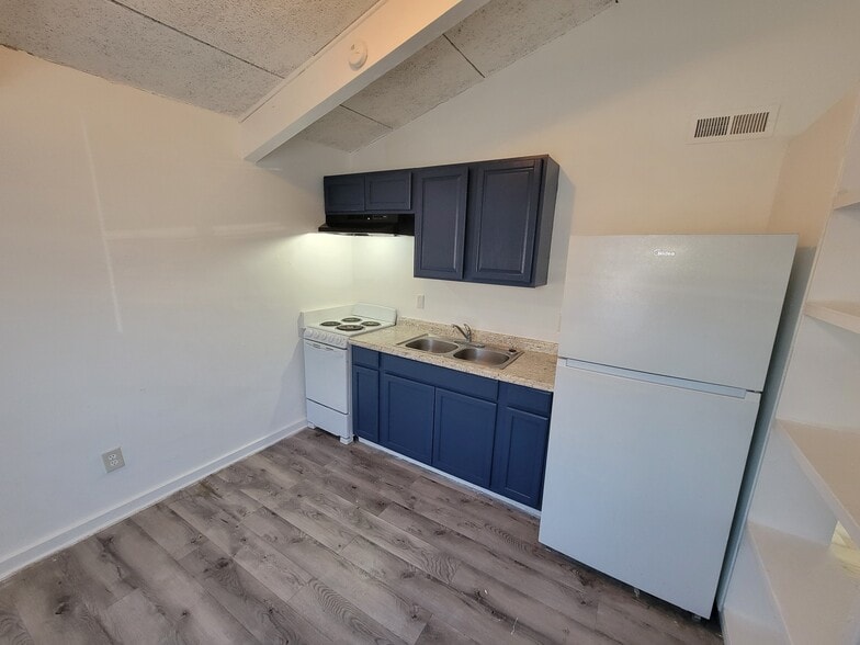 More Photos Of 1401 Coalter St, Richmond Apartments For Sale