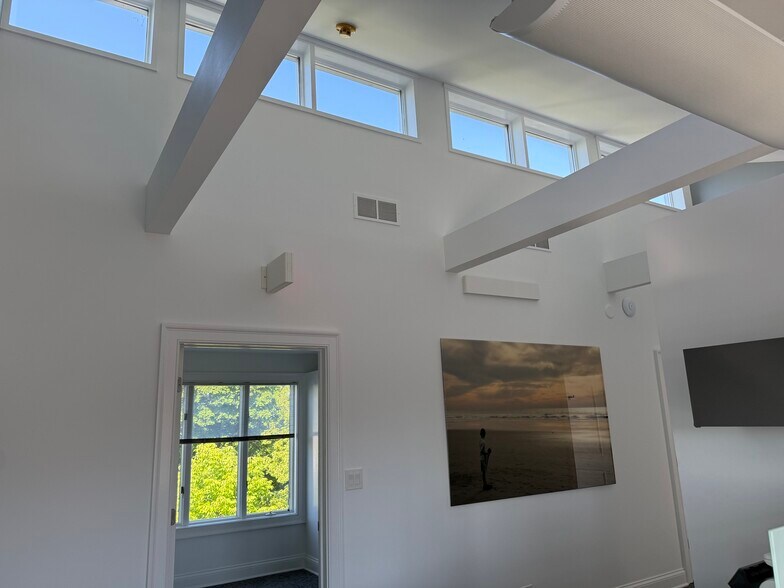 More Photos Of 378 Park Ave, Glencoe Office For Lease