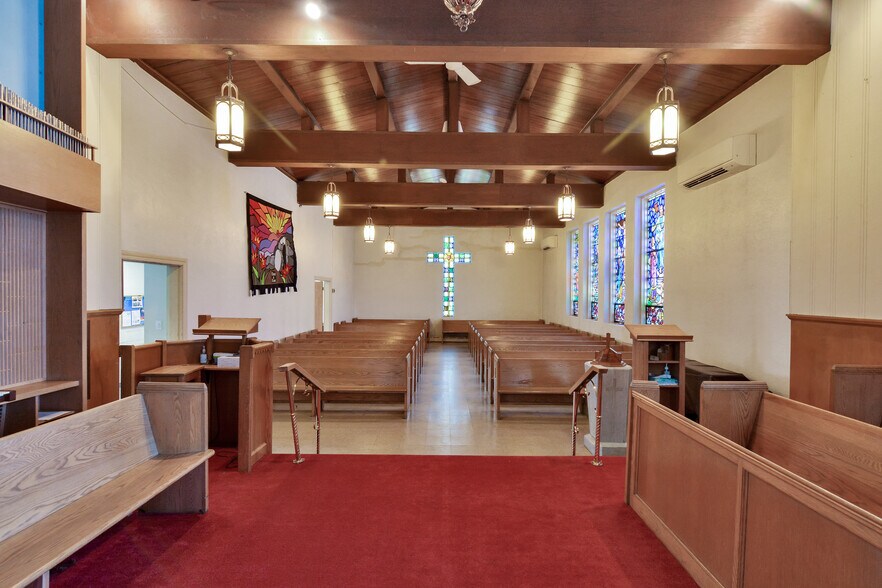 More Photos Of 163 E Haverhill St, Lawrence Religious Facility For Sale