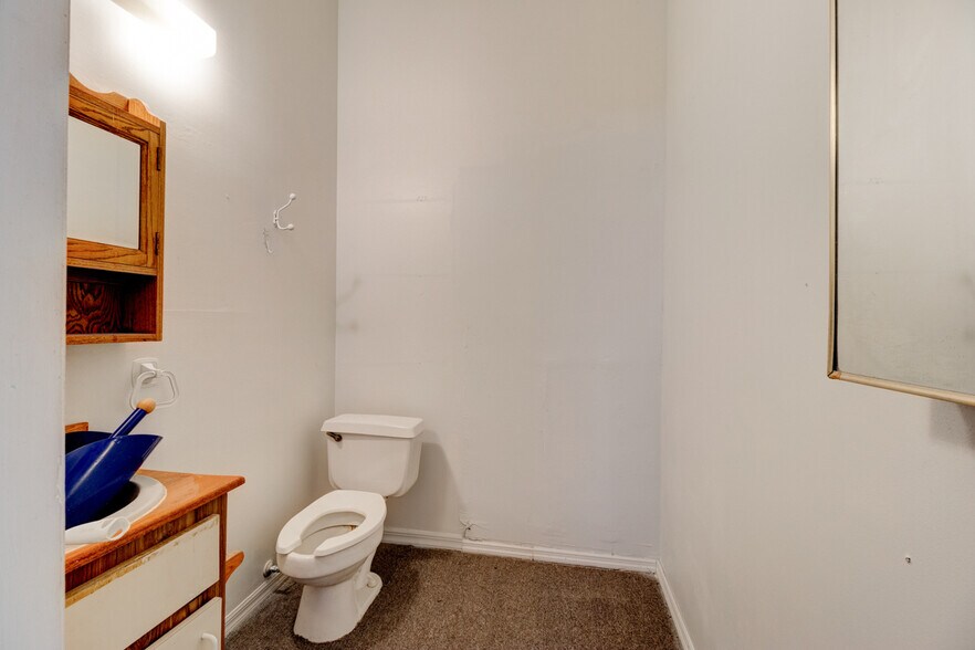 More Photos Of 2820 Howland Blvd, Deltona Storefront Retail Office For Sale