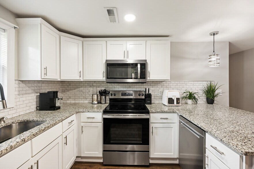 More Photos Of 2647 Bonds Ave, North Charleston Apartments For Sale