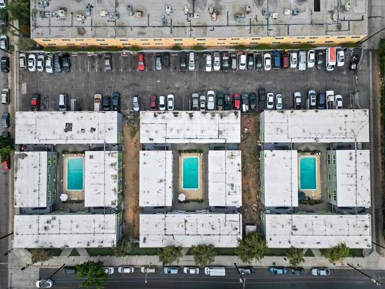 More Photos Of , Canoga Park Multifamily For Sale