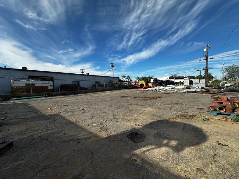 More Photos Of 5141 Calmview Ave, Baldwin Park Service For Lease