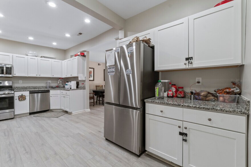More Photos Of 3211 Batavia Ave, Baltimore Healthcare For Sale