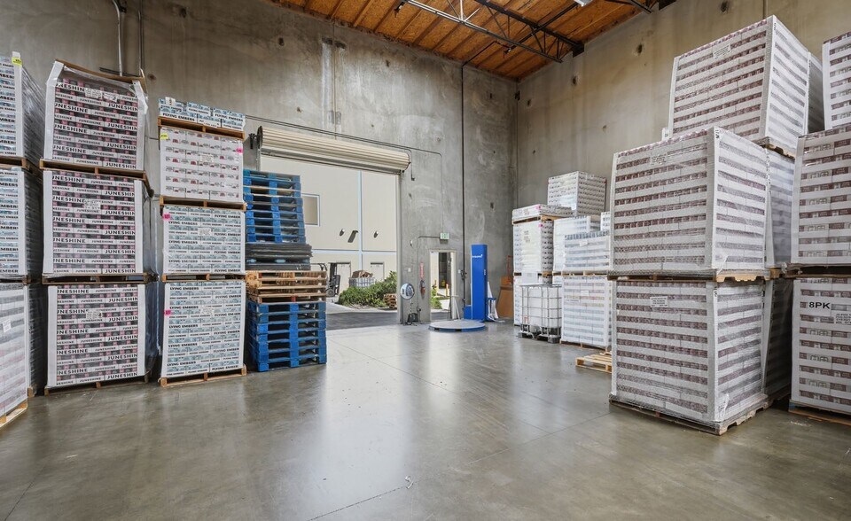 More Photos Of 12195 Paine Pl, Poway Industrial For Lease