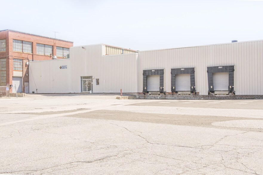 100 Mechanic St, Pawcatuck, CT 06379 Industrial For Lease