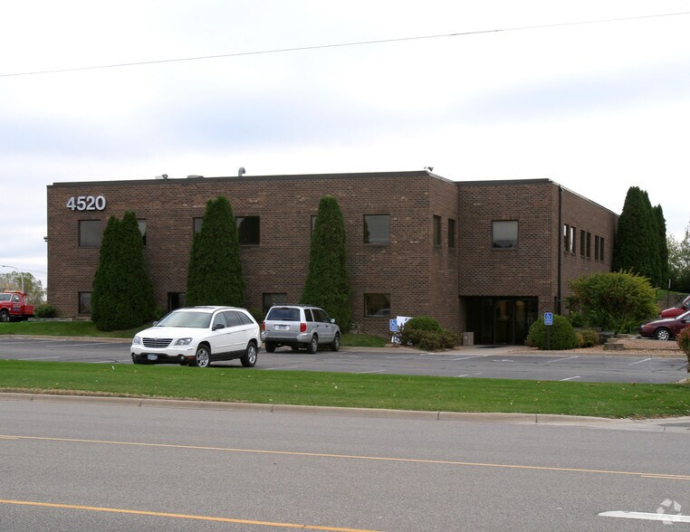 More Photos Of 4520 Centerville Rd, White Bear Lake Medical For Sale