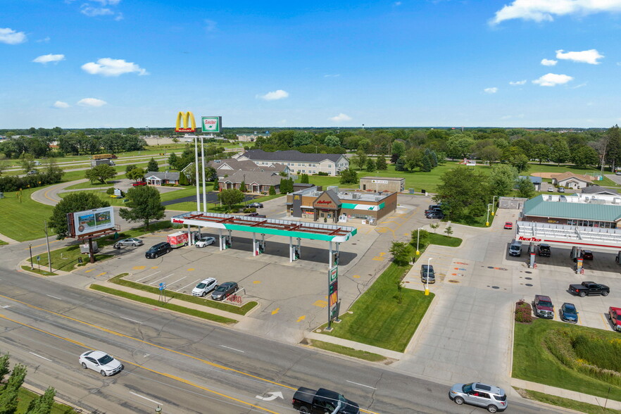 More Photos Of 1400 14th St NW, Austin Service Station For Sale
