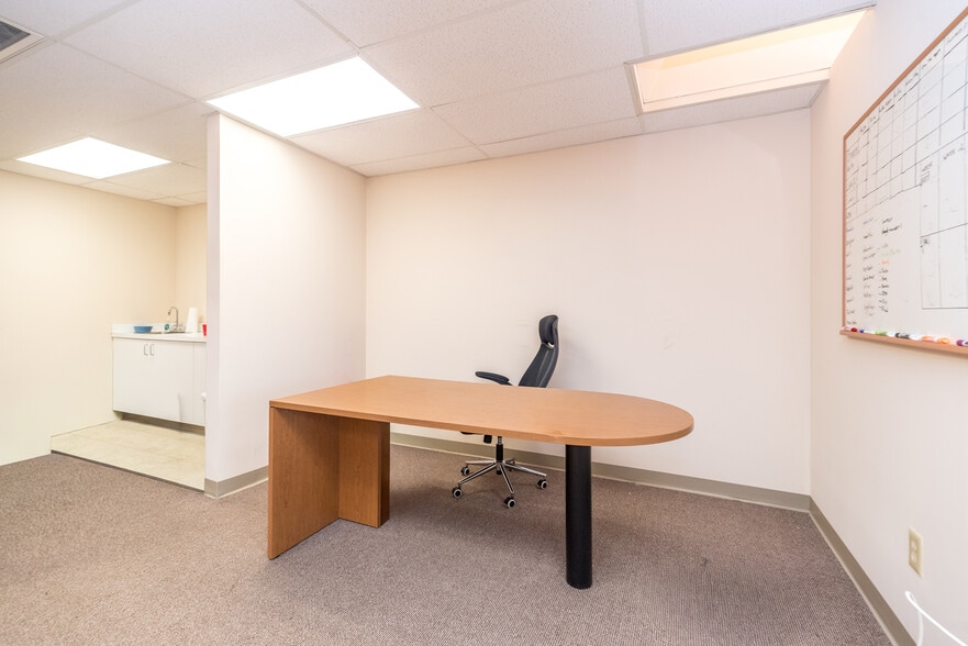More Photos Of 908-918 Town Center, New Britain Office For Sale