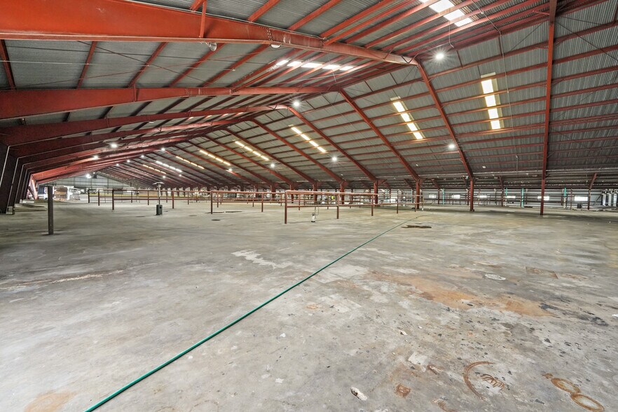 More Photos Of 14029 Almeda Rd, Houston Warehouse For Lease
