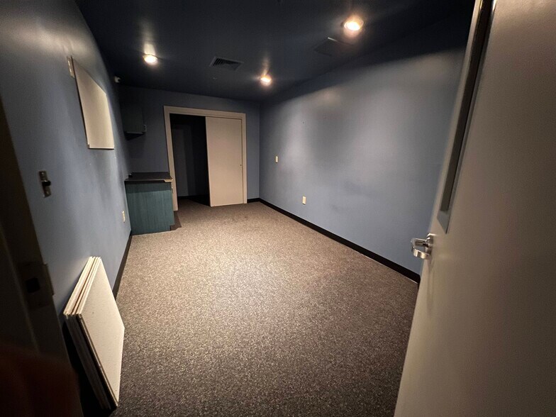 More Photos Of 613-623 N 19th St, Allentown Freestanding For Lease