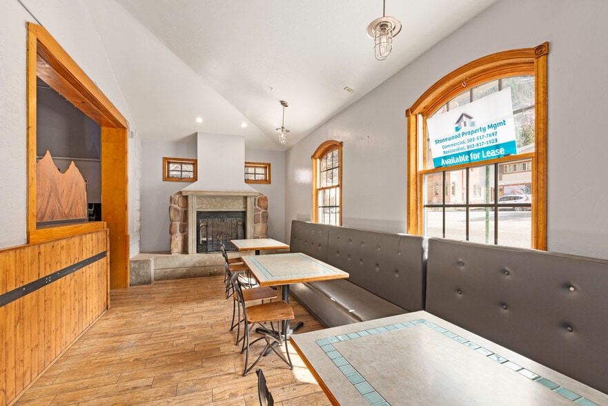 More Photos Of 400 Main st, Ouray Restaurant For Lease