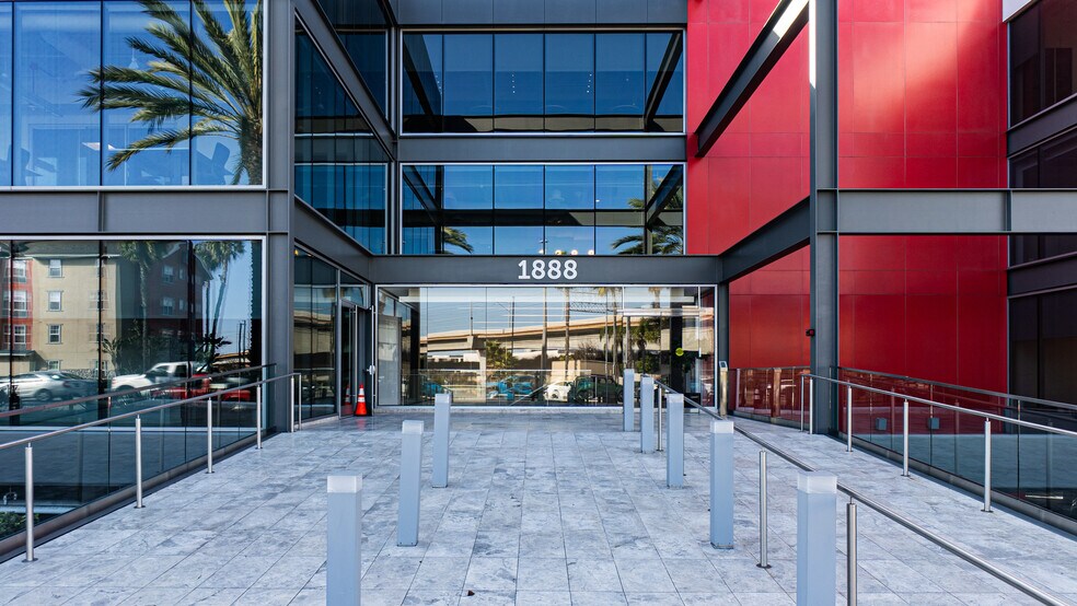 More Photos Of 1888 Rosecrans Ave, Manhattan Beach Office For Lease