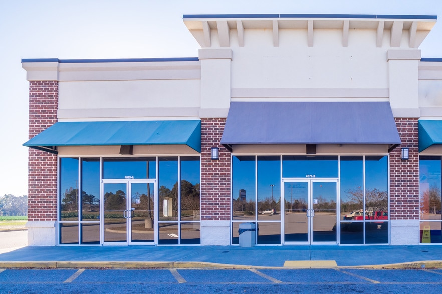 More Photos Of 4079 Augusta Hwy, Gilbert Storefront For Lease