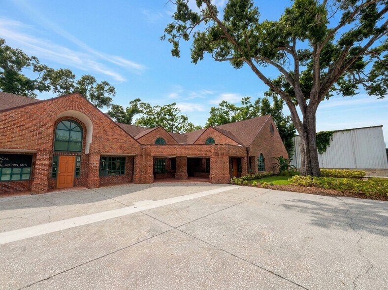More Photos Of 4200 N Armenia Ave, Tampa Medical For Sale