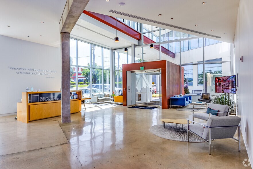 More Photos Of 12358 Parklawn Dr, North Bethesda Office For Lease