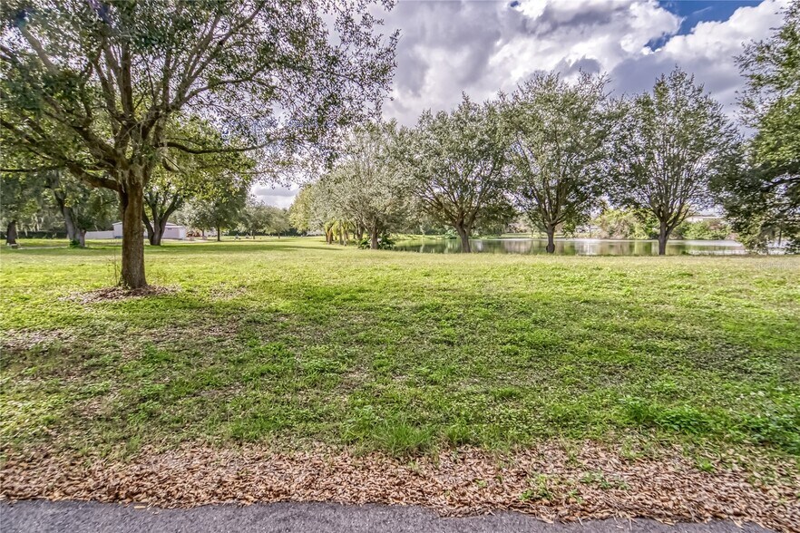 More Photos Of 2105 Bruce St, Lakeland Trailer Camper Park For Sale