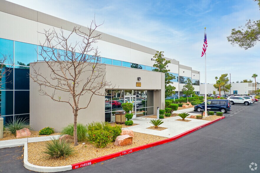 More Photos Of 1085 Palms Airport Dr, Las Vegas Warehouse For Lease