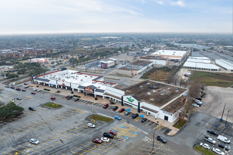 More Photos Of 11101 Fuqua St, Houston Unknown For Lease