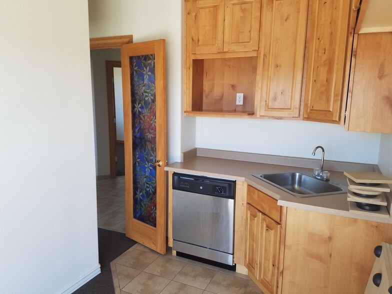 More Photos Of 2140 Hollow Brook Dr, Colorado Springs Medical For Lease