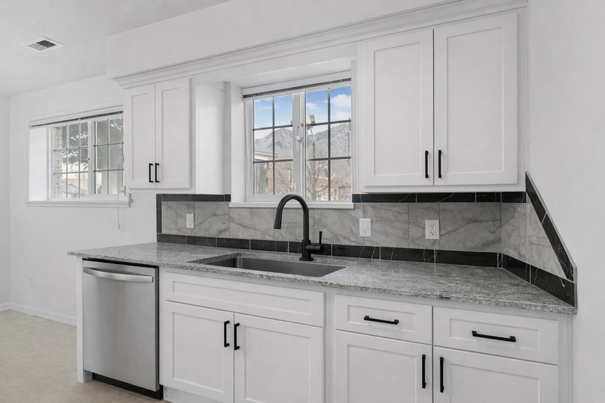 More Photos Of 984 E 900 S, Provo Apartments For Sale