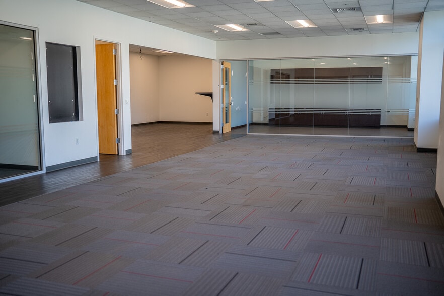 More Photos Of 299 S Main St, Salt Lake City Office For Lease
