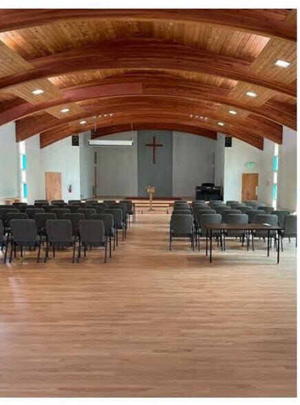 More Photos Of 1934 108th Ave NE, Bellevue Religious Facility For Lease