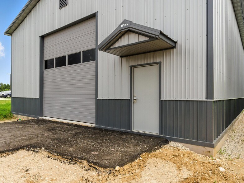 More Photos Of W4838 County Rd RR, Random Lake Manufacturing For Sale