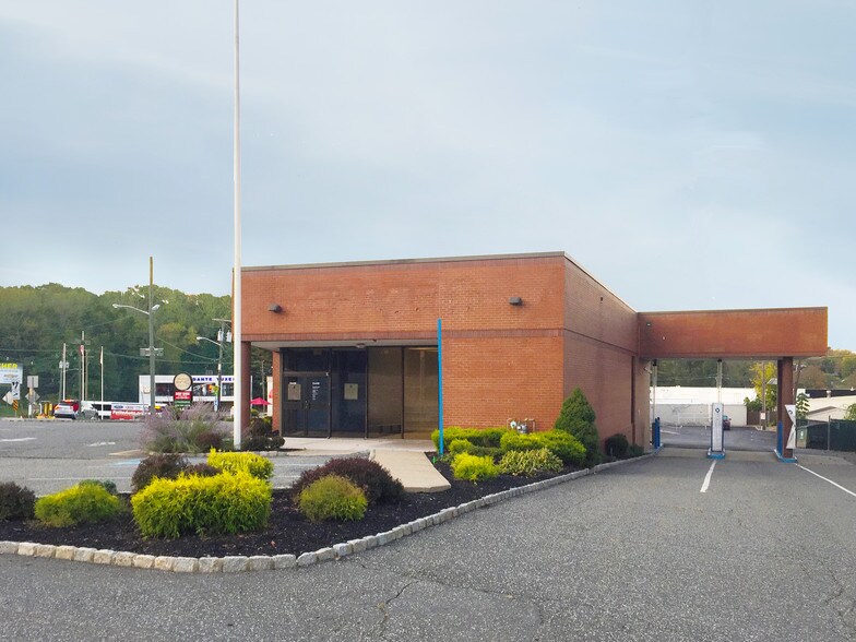 Primary Photo Of 30 Pompton Ave, Verona Unknown For Sale