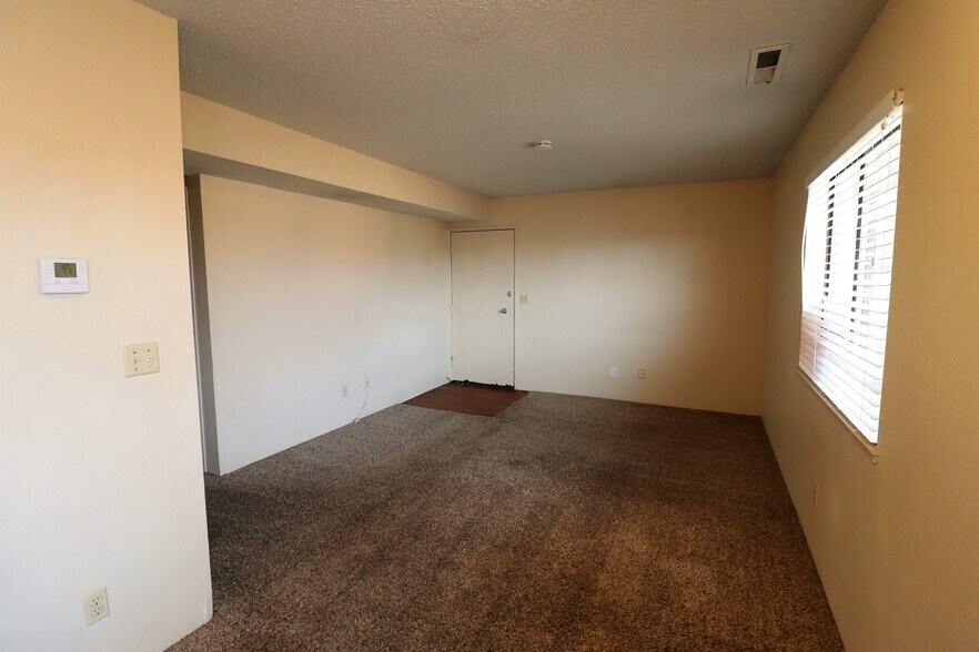 More Photos Of 3596 Gypsum Rd, Reno Apartments For Sale