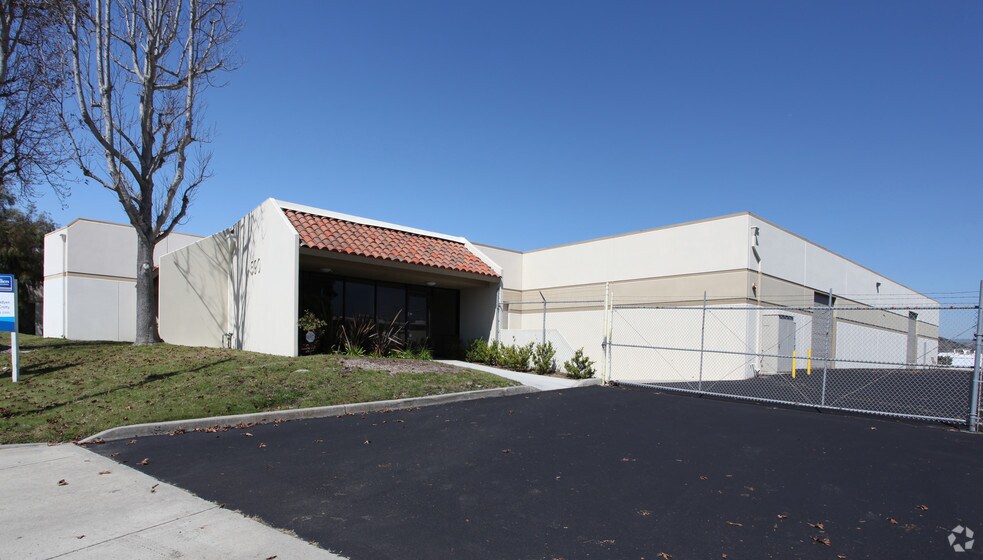Primary Photo Of 590 Airport Rd, Oceanside Warehouse For Lease