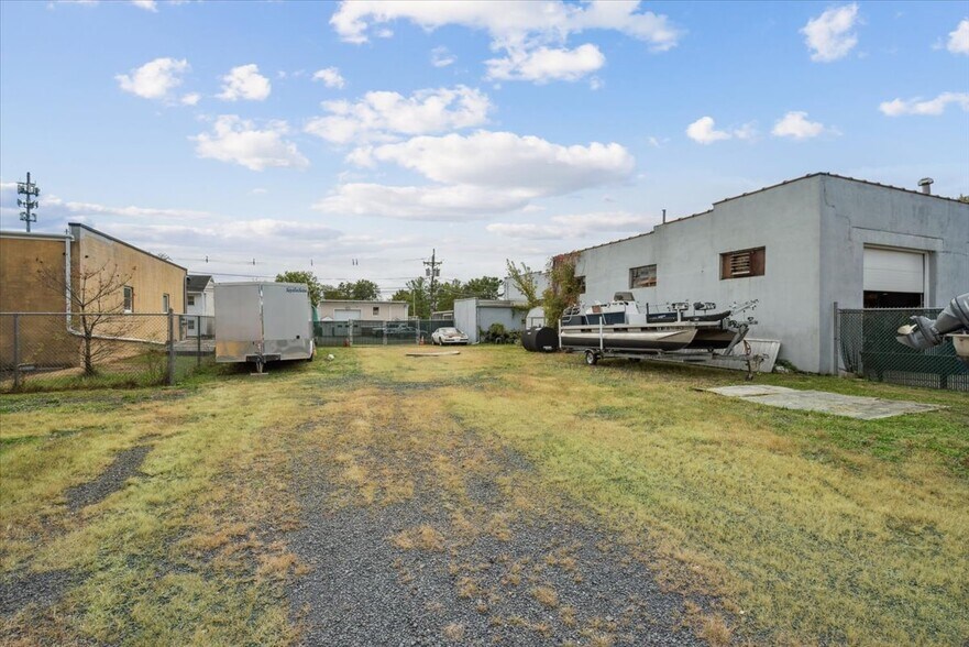 More Photos Of 145 11th St, Piscataway Industrial For Sale