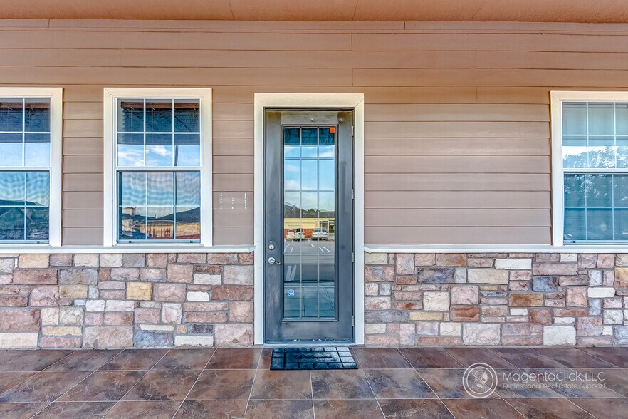 More Photos Of 7918 Broadway St, Pearland Unknown For Lease