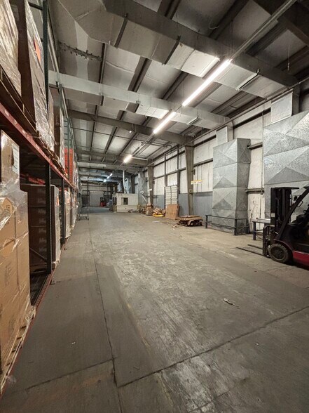 More Photos Of 605 Bob Gifford Blvd, Early Branch Manufacturing For Lease