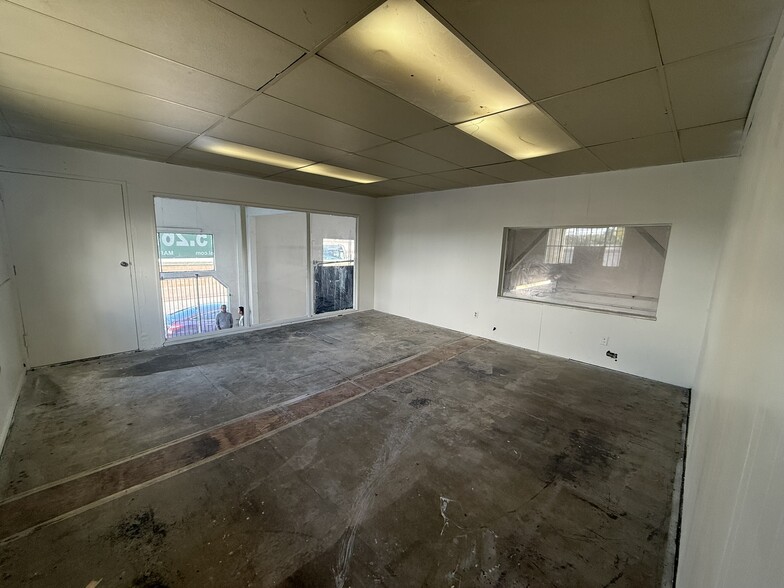 More Photos Of 616 S Amphlett Blvd, San Mateo Auto Repair For Sale