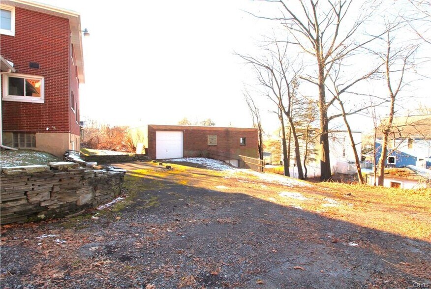 More Photos Of 41 Howard Ave, Binghamton Office Residential For Lease