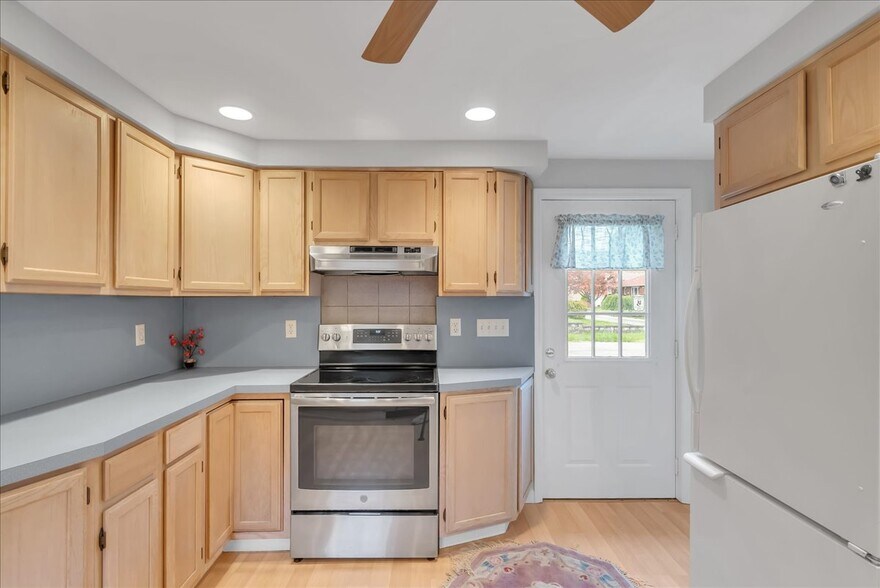 More Photos Of 47-49 Furnace ave, Wanaque Flex For Sale