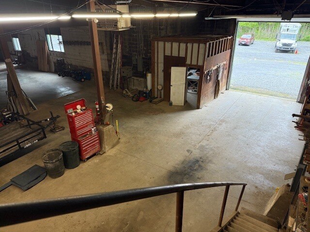 More Photos Of 2514 Foundry Pl, Clayville Industrial For Sale